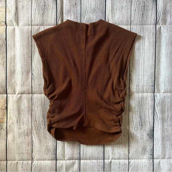 ▪️Brown Ruched Tank Top▪️ - Picture 4 of 4